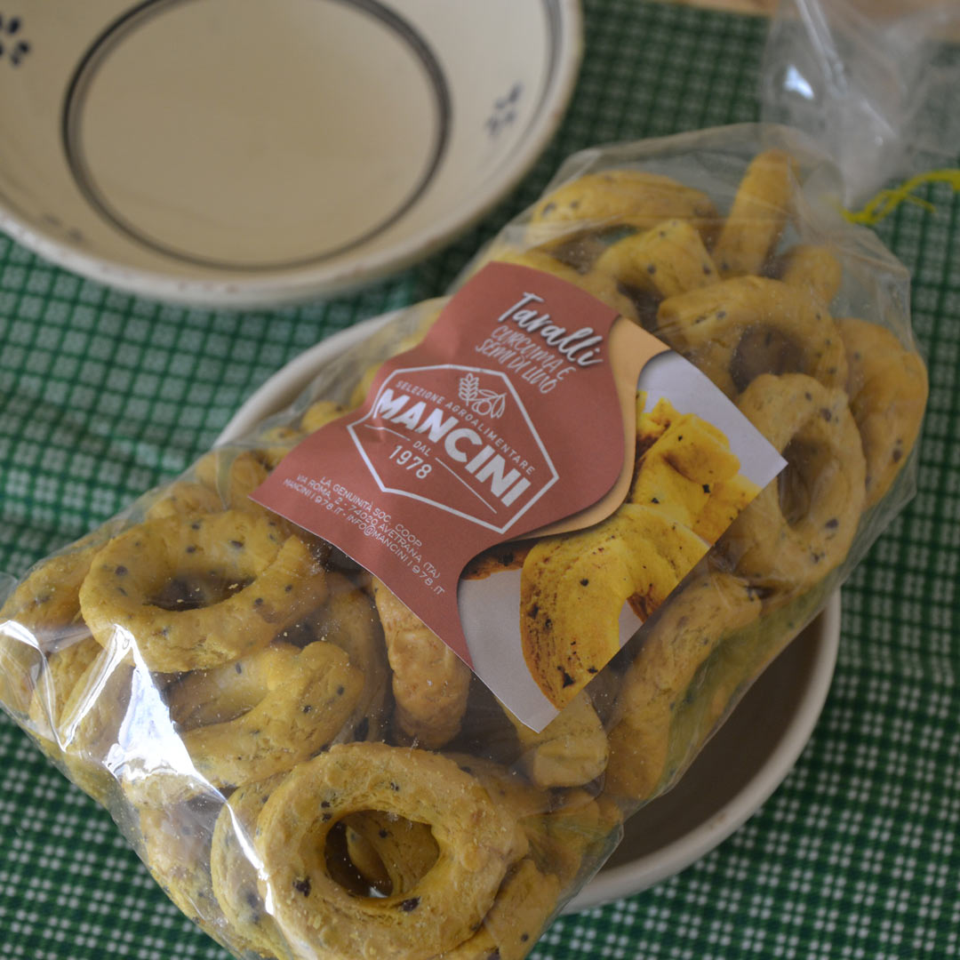 Taralli curcuma e semi di lino