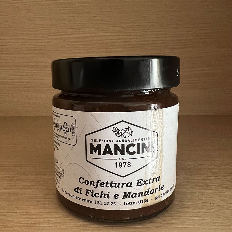 Confettura extra di fichi e mandorle