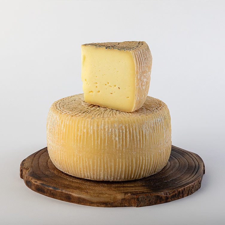Pecorino pugliese