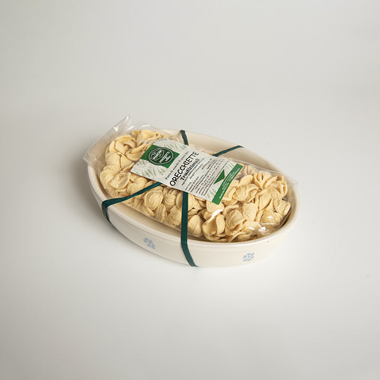 Orecchiette tradizionali con tegame ovale